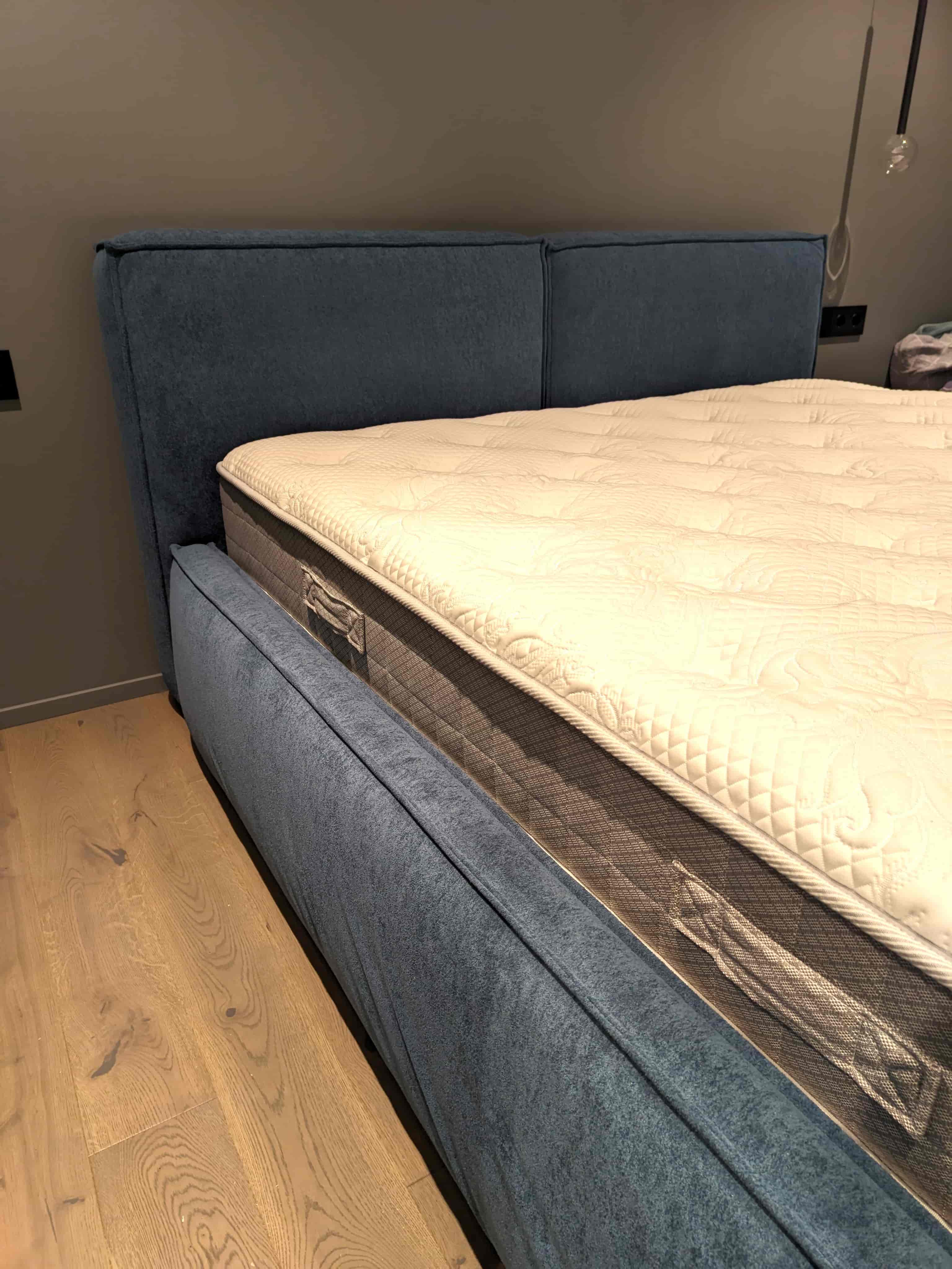 Кровать двуспальная LS817 на заказ 